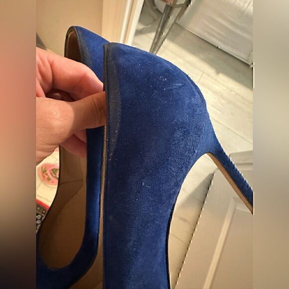 Manolo Blahnik BB 105mm Blue Suede Pumps - Picture 15 of 16